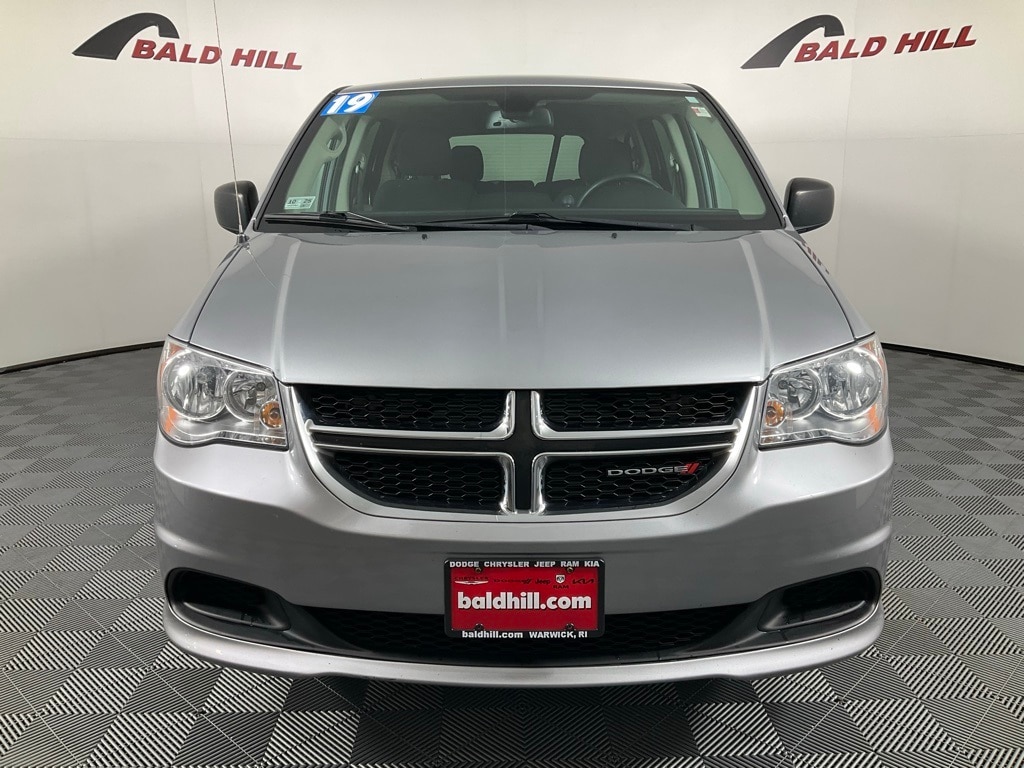 Used 2019 Dodge Grand Caravan SE with VIN 2C4RDGBG9KR808550 for sale in Warwick, RI