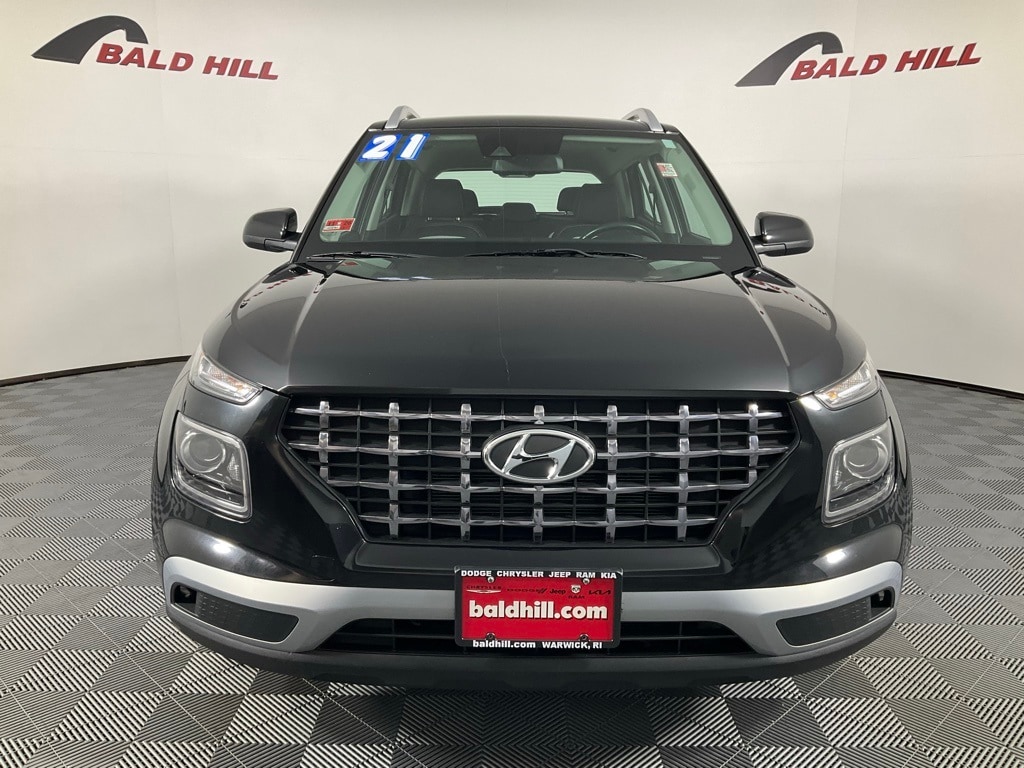 Used 2021 Hyundai Venue SEL with VIN KMHRC8A30MU064653 for sale in Warwick, RI