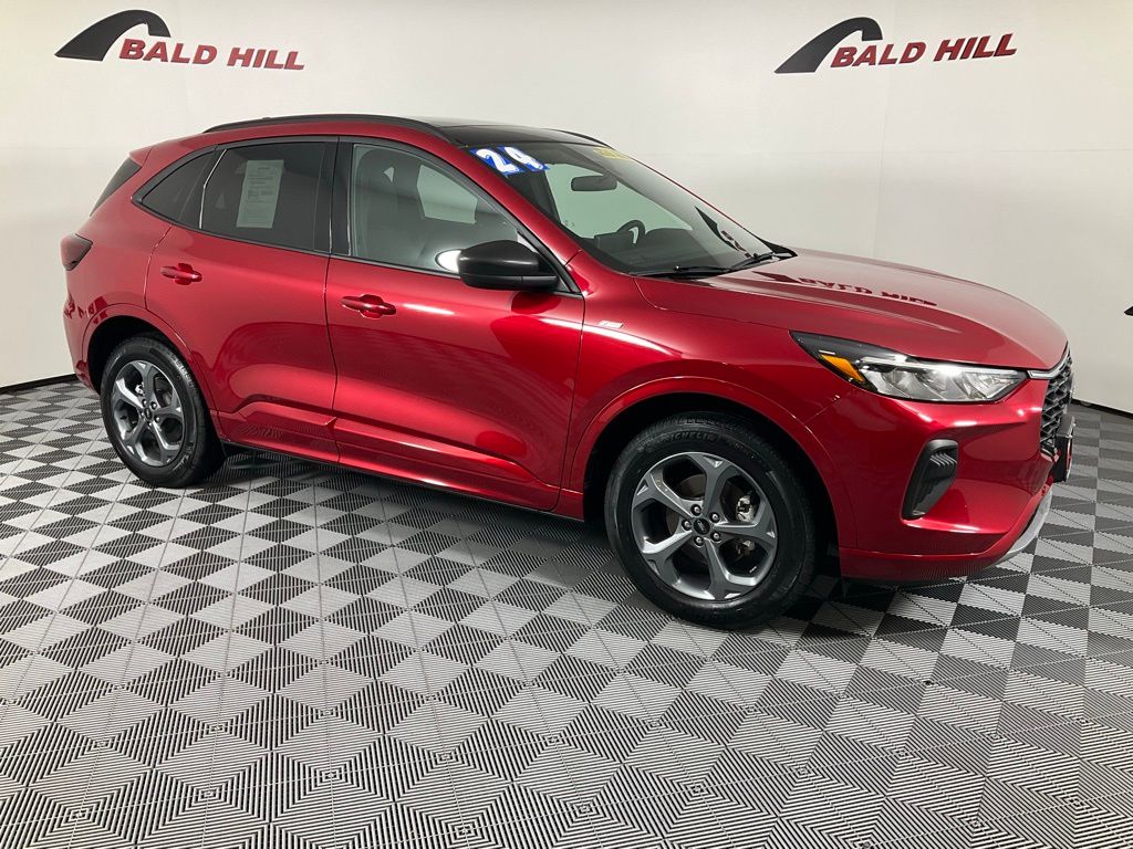 2024 Ford Escape ST-Line's photo