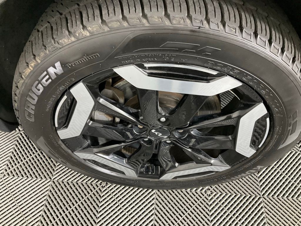2023 Kia Telluride S - Photo 9