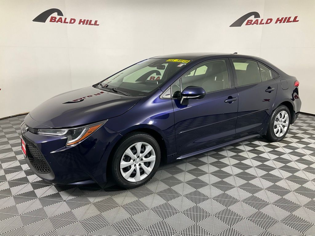 2021 Toyota Corolla LE photo 3