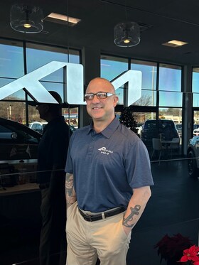 Staff member Anthony Stravato from ID_905d21f4e5d2