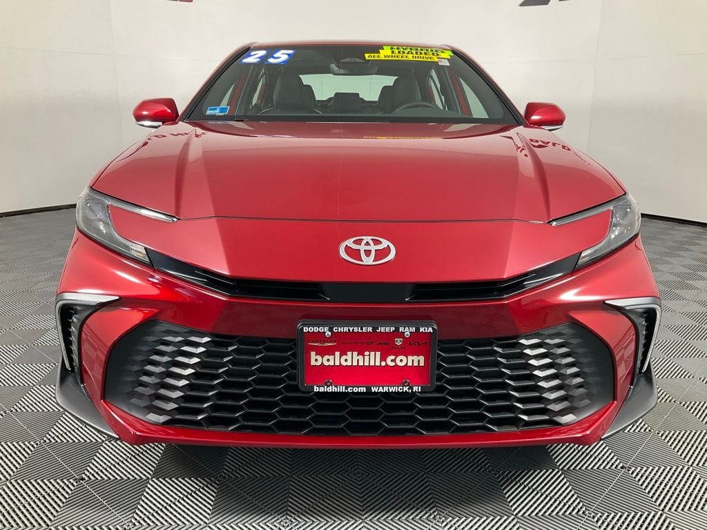 Used 2025 Toyota Camry SE Sedan