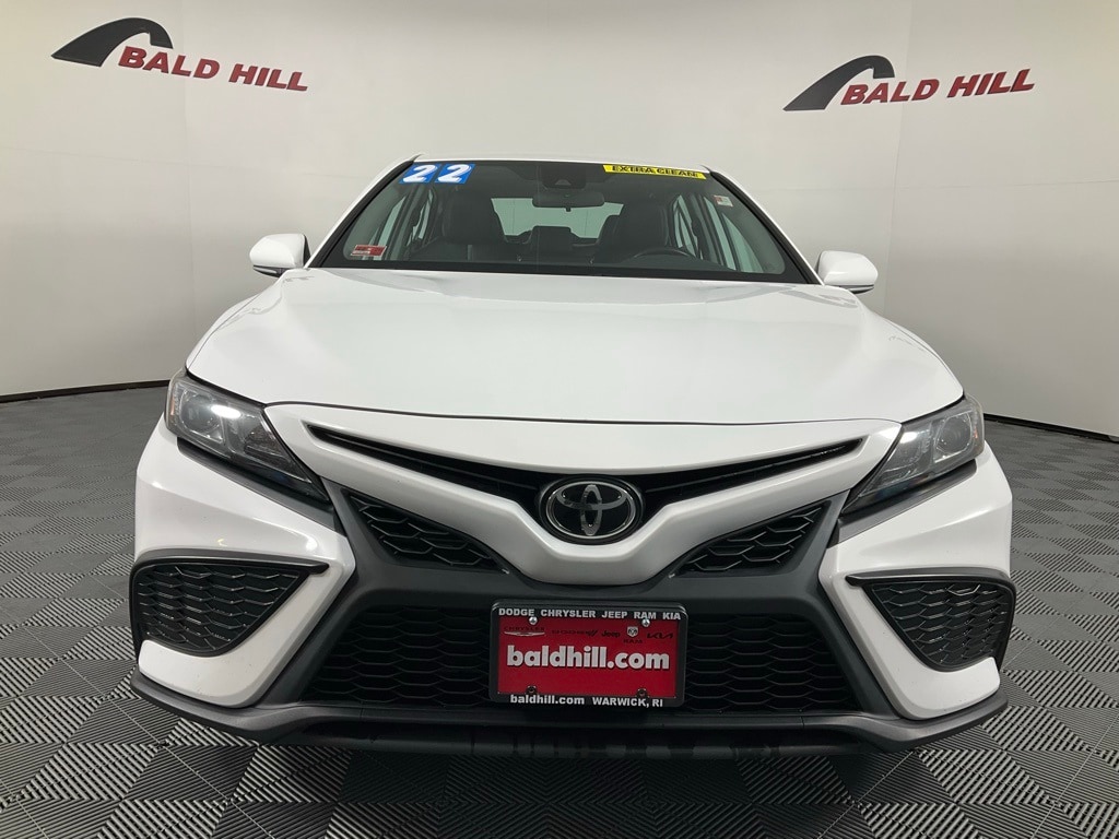 Used 2022 Toyota Camry SE with VIN 4T1G11BK3NU059104 for sale in Warwick, RI