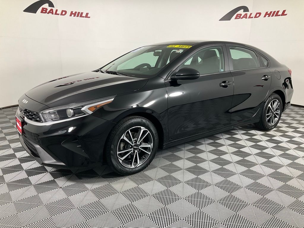 Used 2023 Kia Forte LXS Sedan