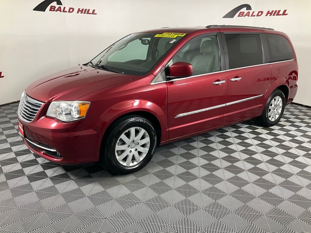 Used 2015 Chrysler Town & Country Touring Minivan/Van