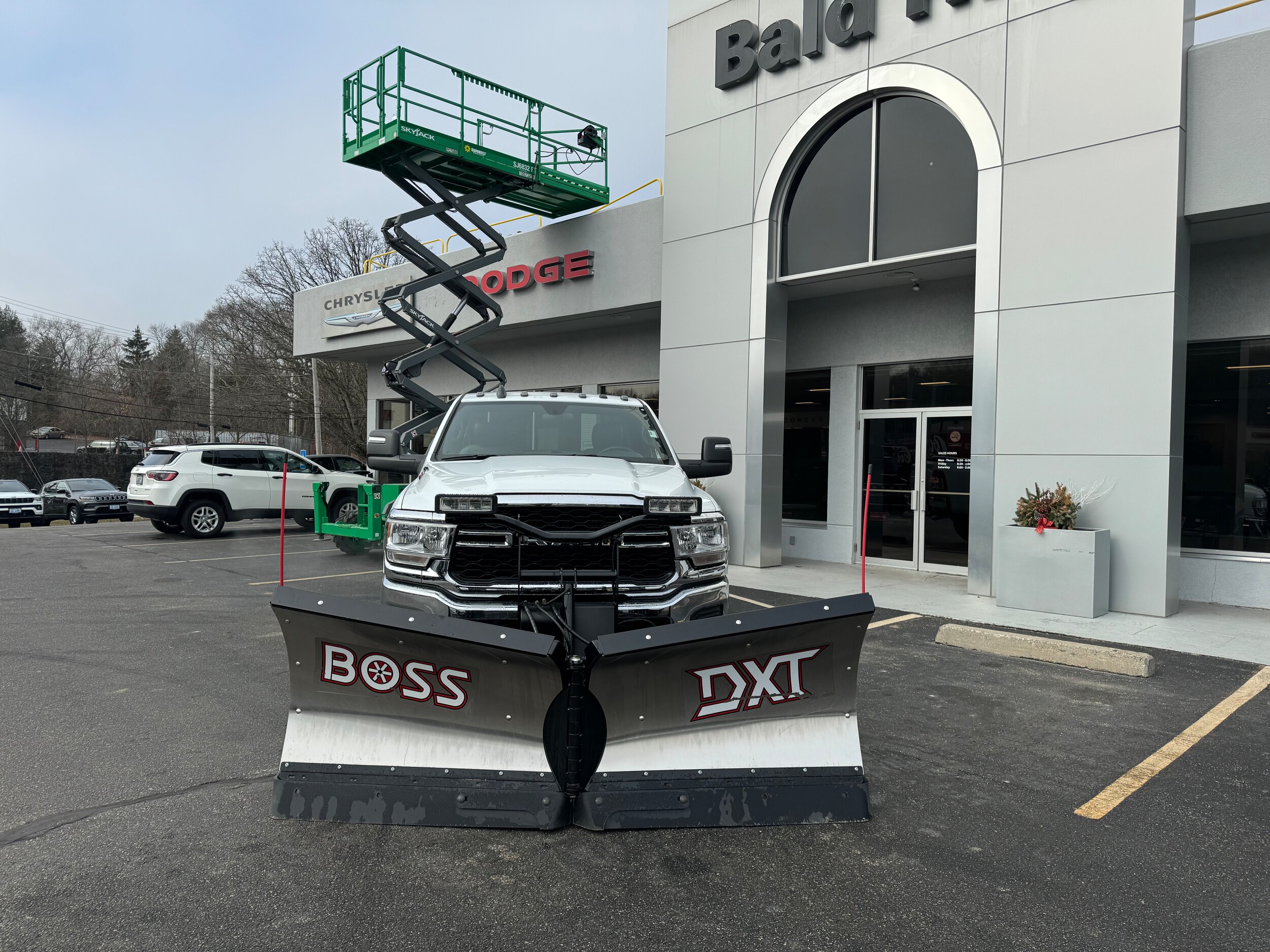 2024 Ram 2500 Tradesman photo 2