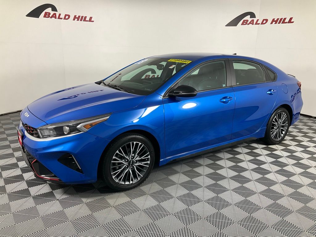 2023 Kia Forte GT-Line photo 3