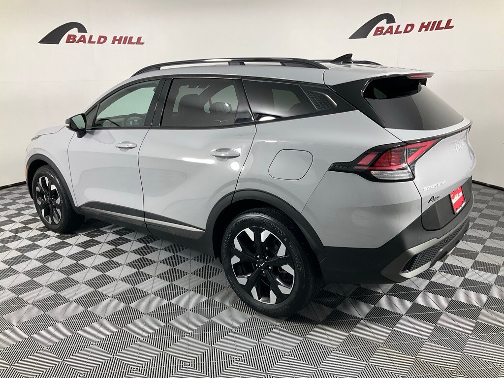 2023 Kia Sportage X-Line photo 2