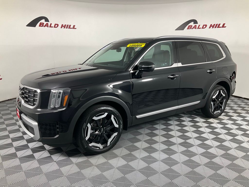 2023 Kia Telluride S photo 3