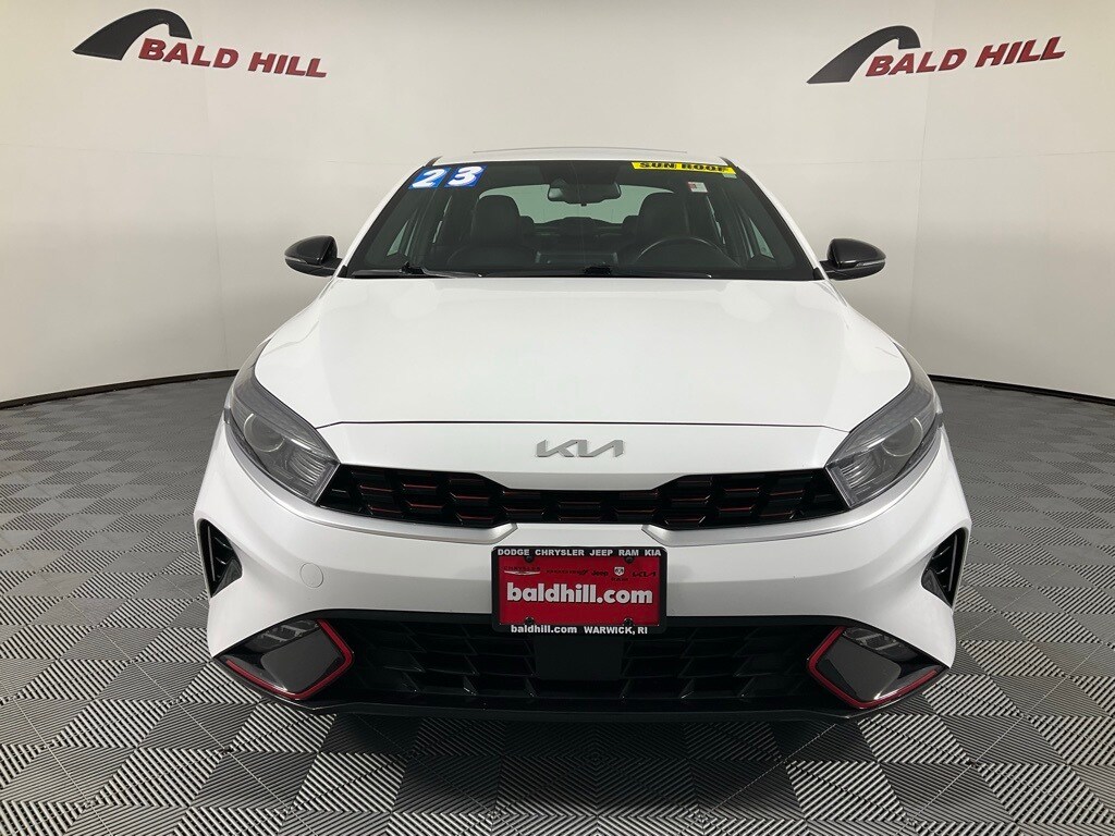 2023 Kia Forte GT-Line photo 2