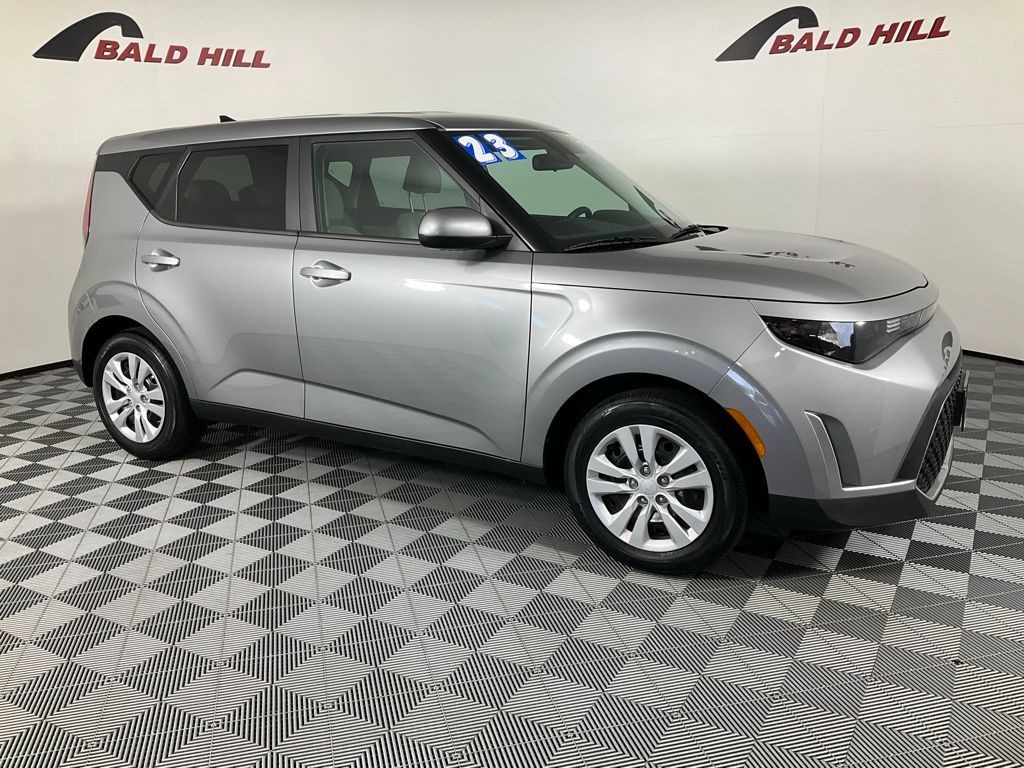 Used 2023 Kia Soul LX Hatchback