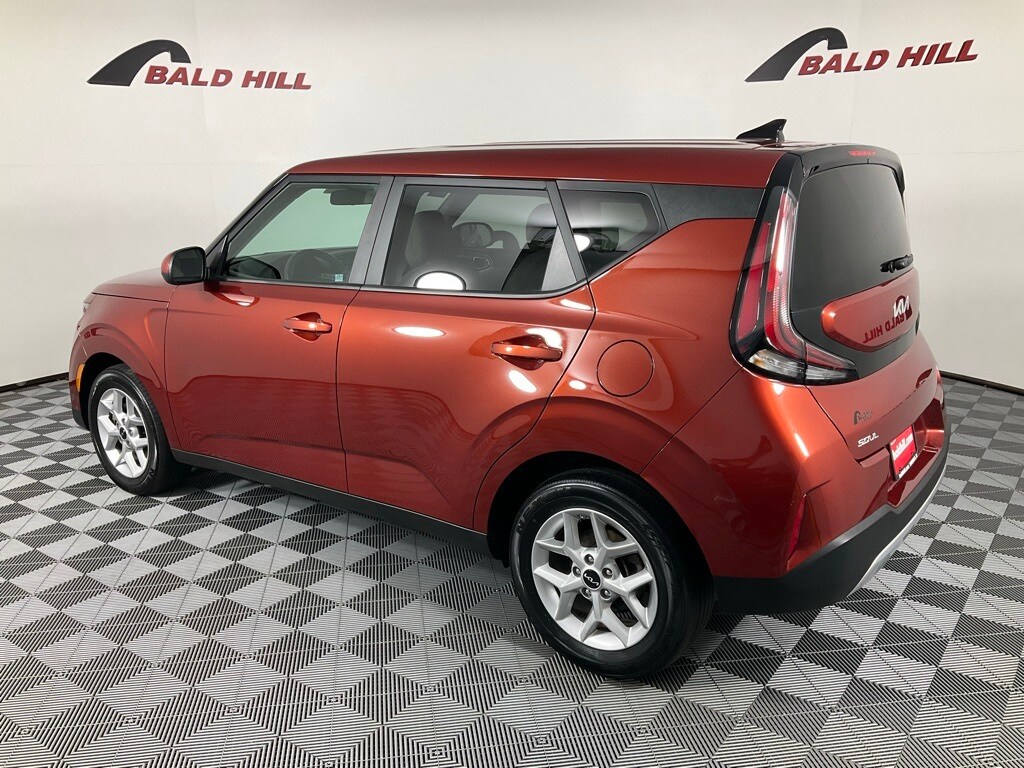 2023 Kia Soul LX S photo 4