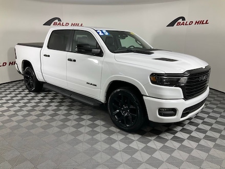 2025 Ram 1500 Laramie Truck Crew Cab 8-Speed Automatic 1C6SRFJP9SN586109