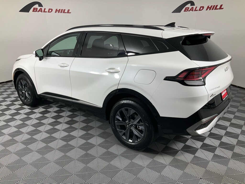 2023 Kia Sportage Hybrid photo 2