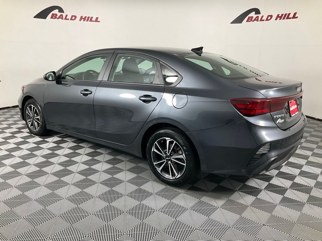 Used 2024 Kia Forte LXS Sedan