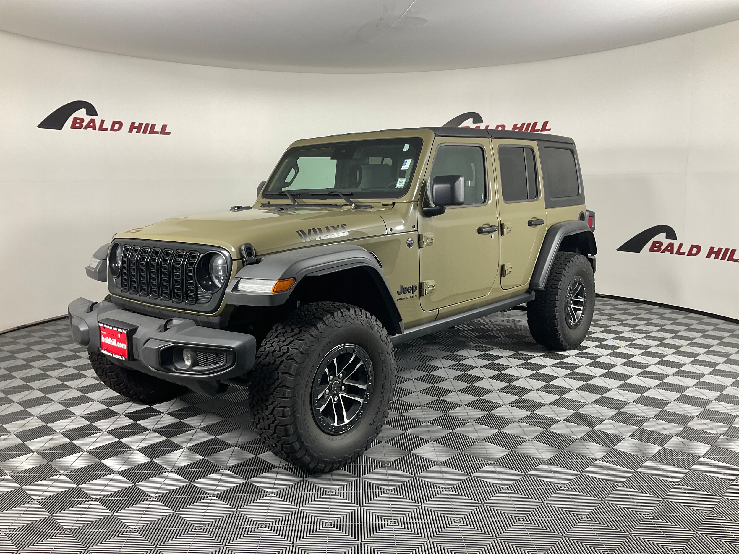 2025 Jeep Wrangler Willys photo 3