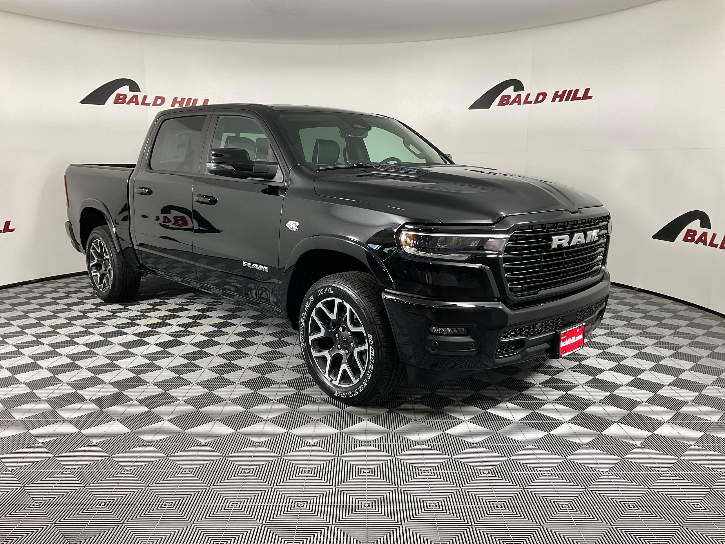 2026 RAM Ram 1500 Pickup Laramie's photo