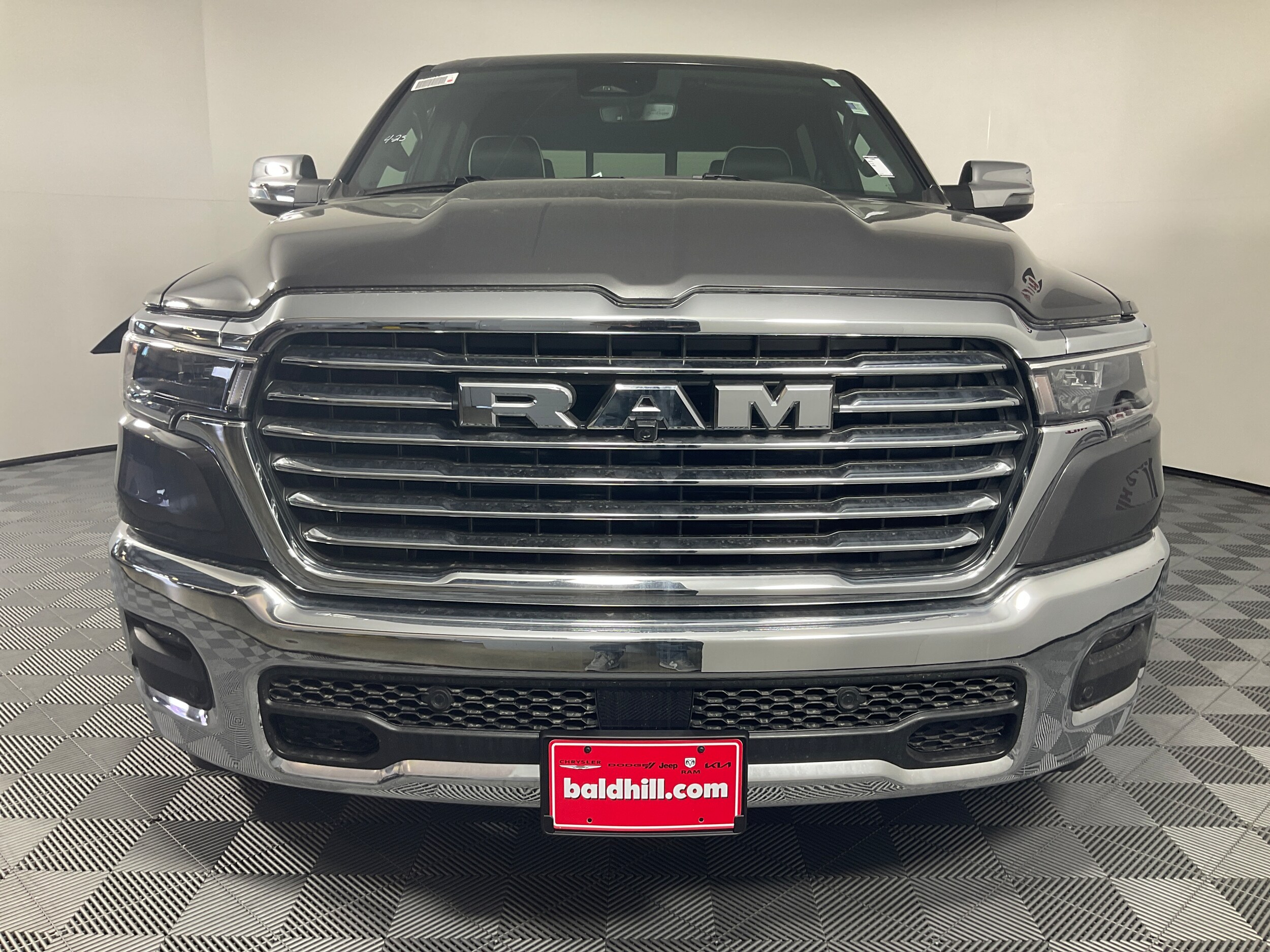 2025 Ram 1500 Laramie photo 2