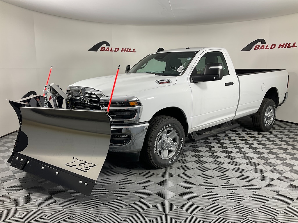 New 2025 Ram 2500 TRADESMAN REGULAR CAB 4X4 8' BOX Pickup