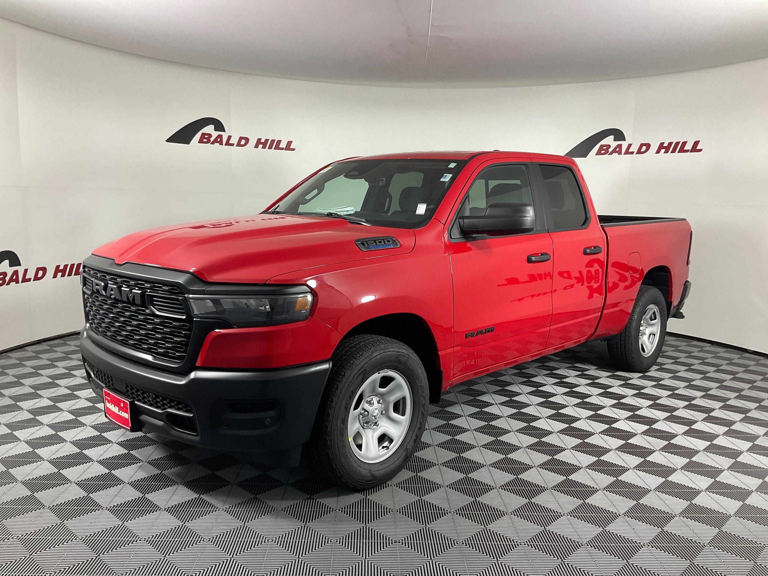 2025 Ram 1500 Tradesman photo 3