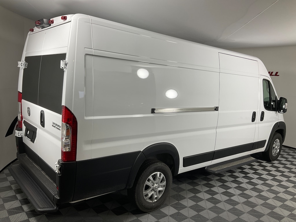 New 2026 Ram ProMaster PROMASTER 3500 SLT CARGO VAN HIGH ROOF 159' WB EXT Cargo Van