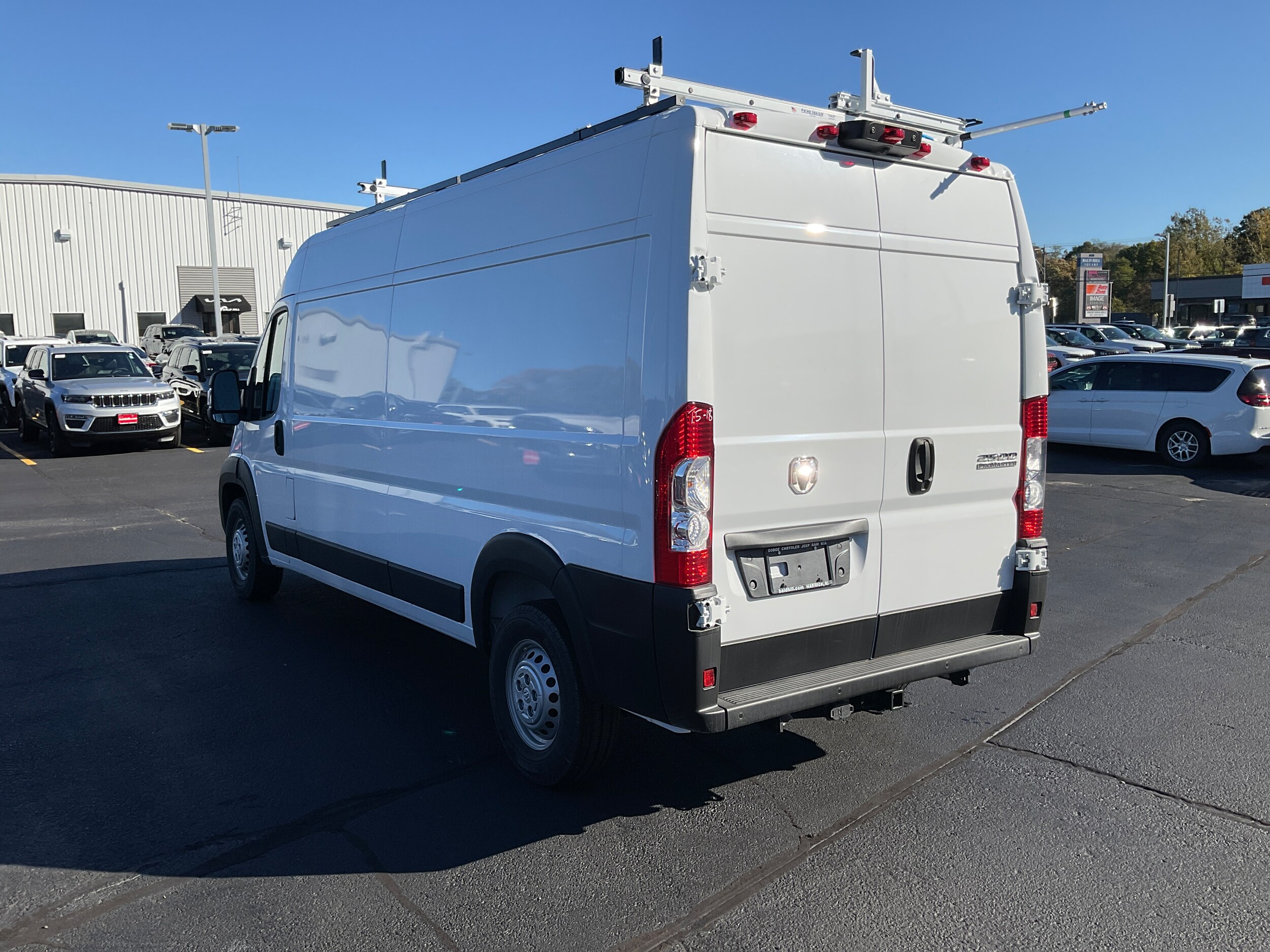 2025 Ram ProMaster 2500 Cargo Van photo 3