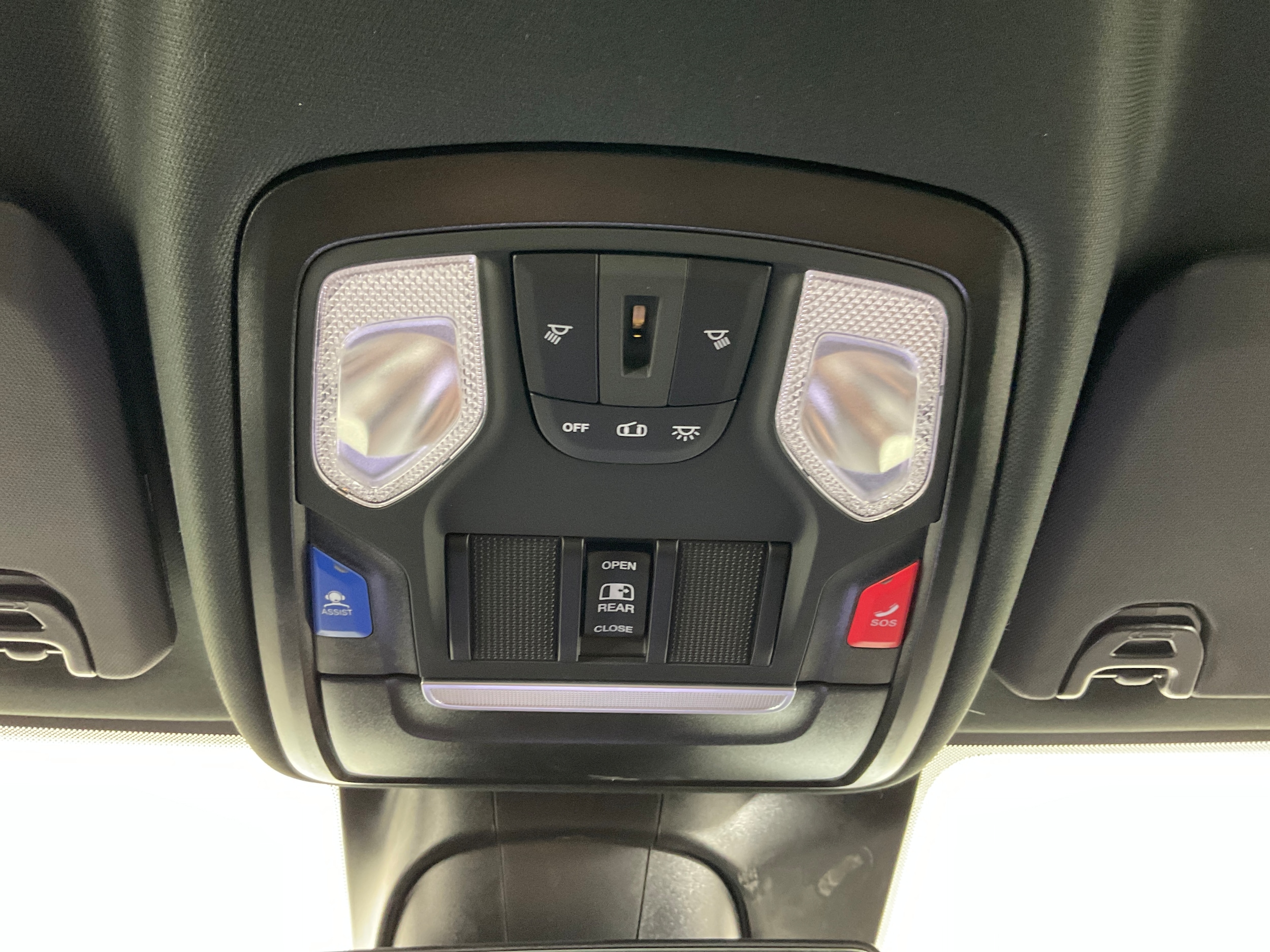 2025 RAM 2500 Tradesman - Photo 15