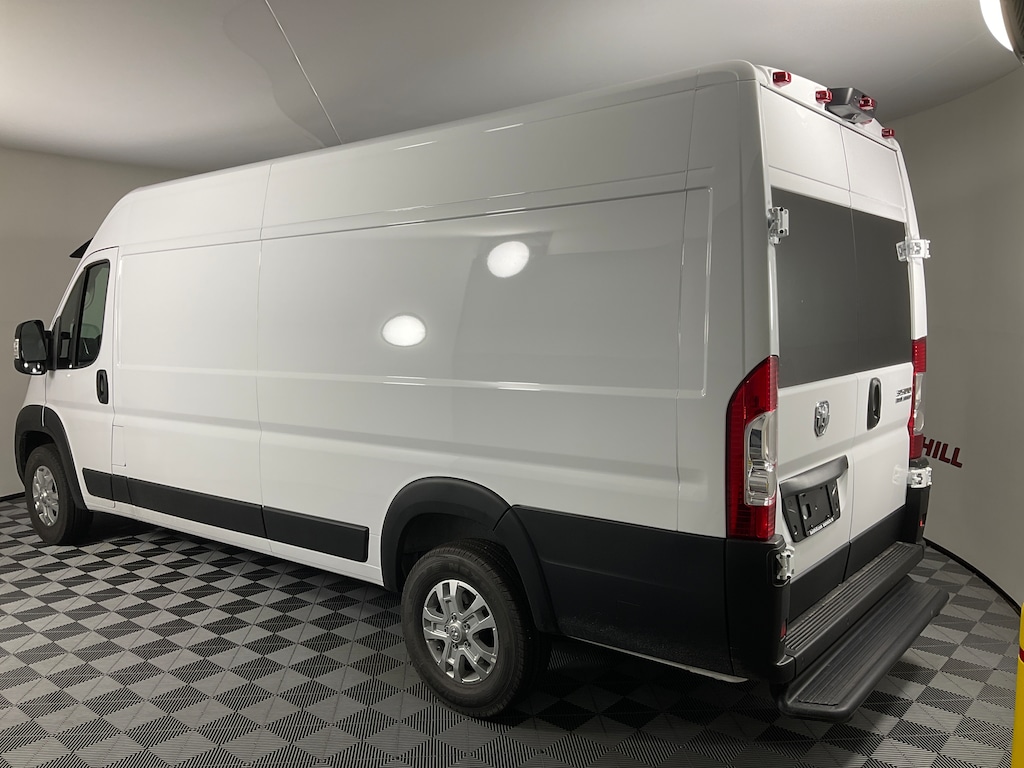 New 2026 Ram ProMaster PROMASTER 3500 SLT CARGO VAN HIGH ROOF 159' WB EXT Cargo Van