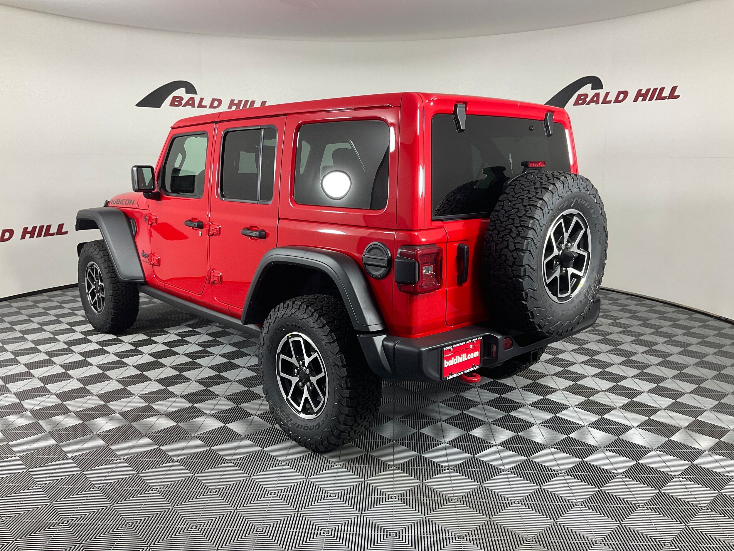 2025 Jeep Wrangler Rubicon photo 4