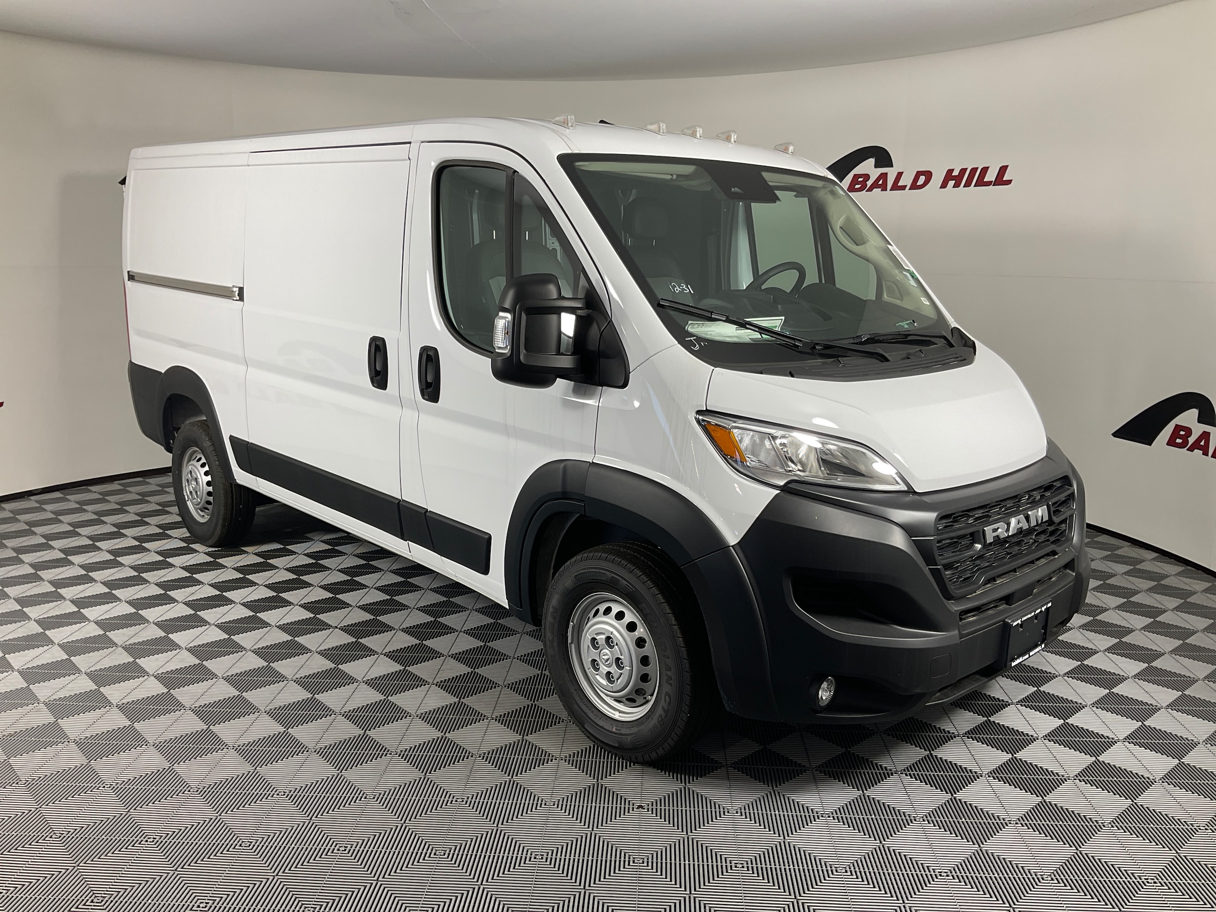 2026 RAM ProMaster Cargo Van Tradesman