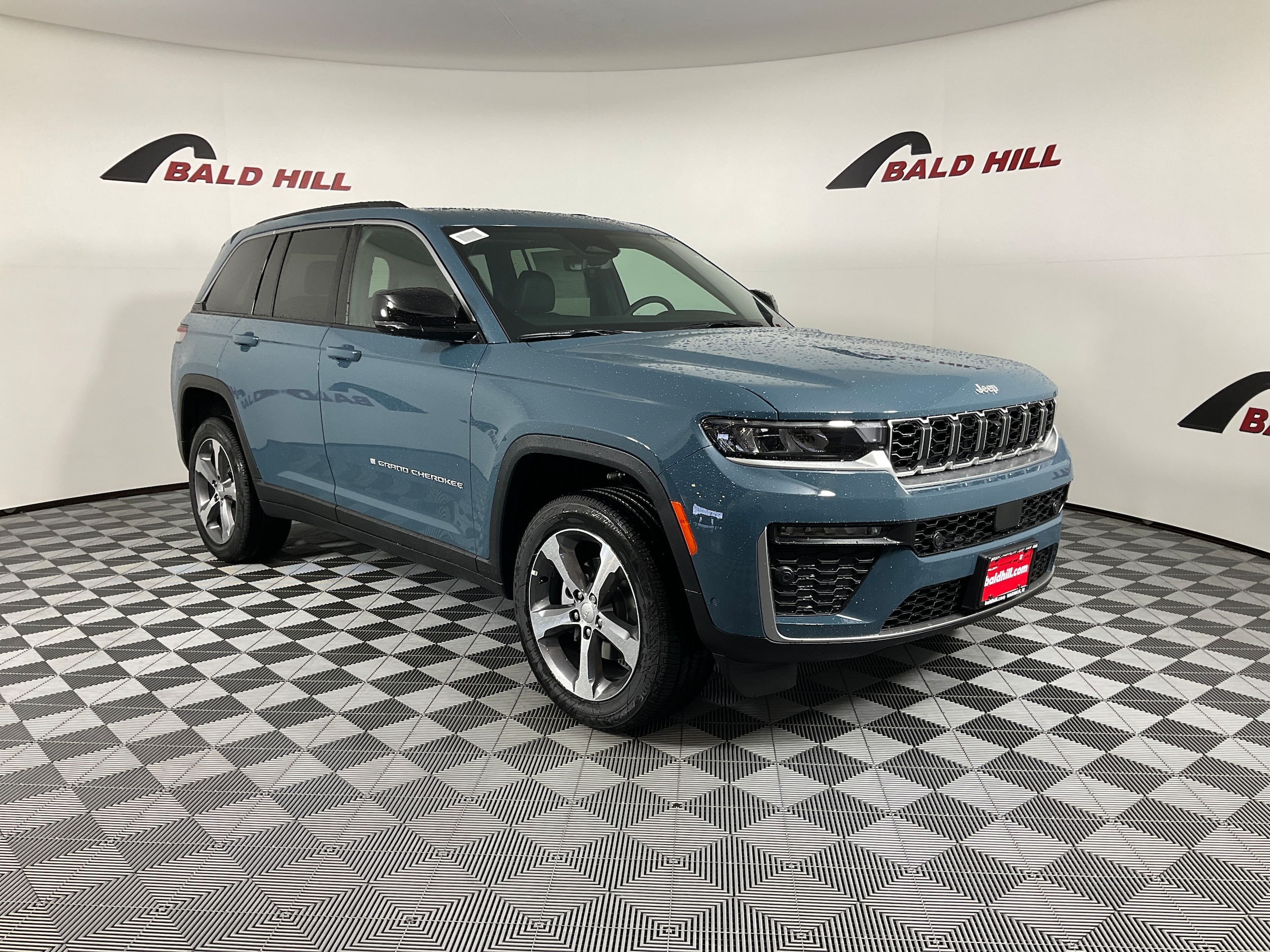2026 Jeep Grand Cherokee LIMITED 4X4