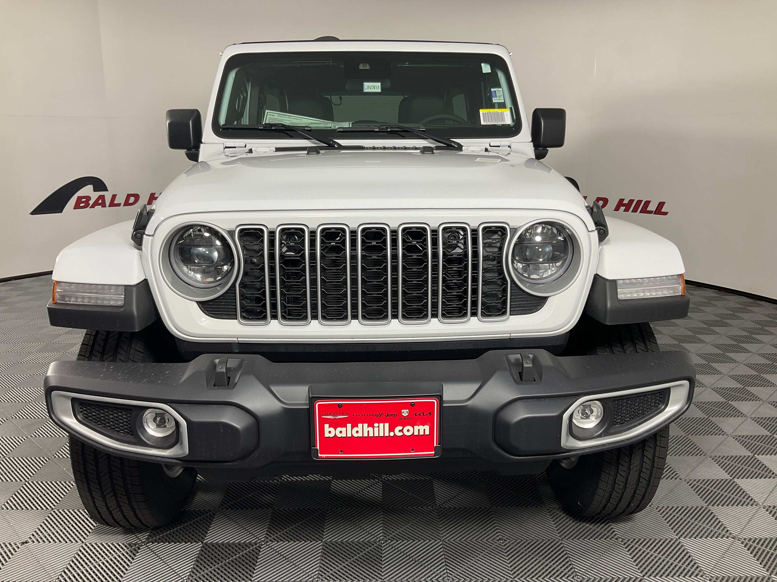 2025 Jeep Wrangler Sahara photo 2