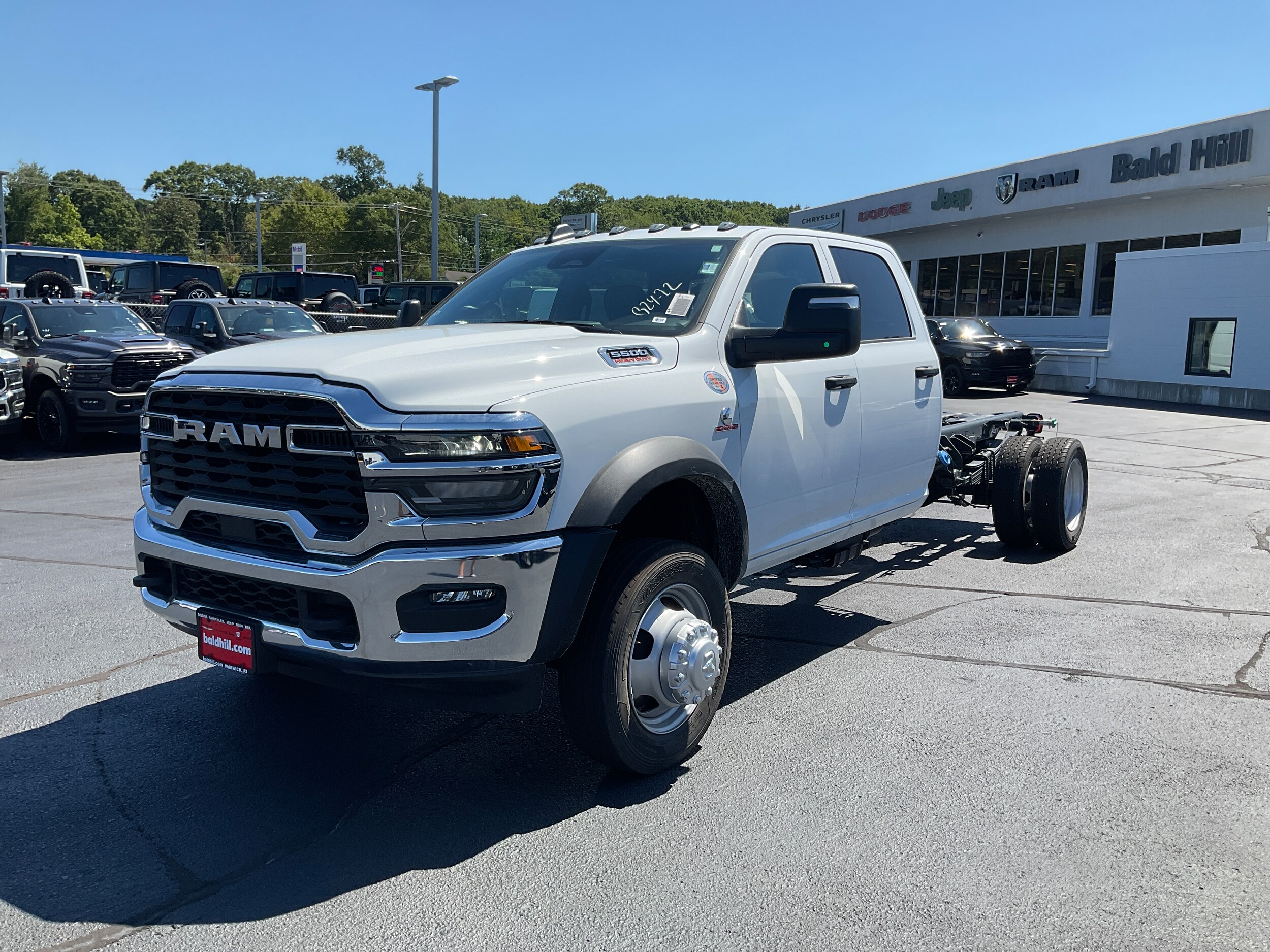 2025 Ram 5500 Tradesman photo 3