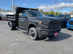 2026 Ram 3500 Chassis Cab TRADESMAN  REGULAR  4X4 60' CA Pickup