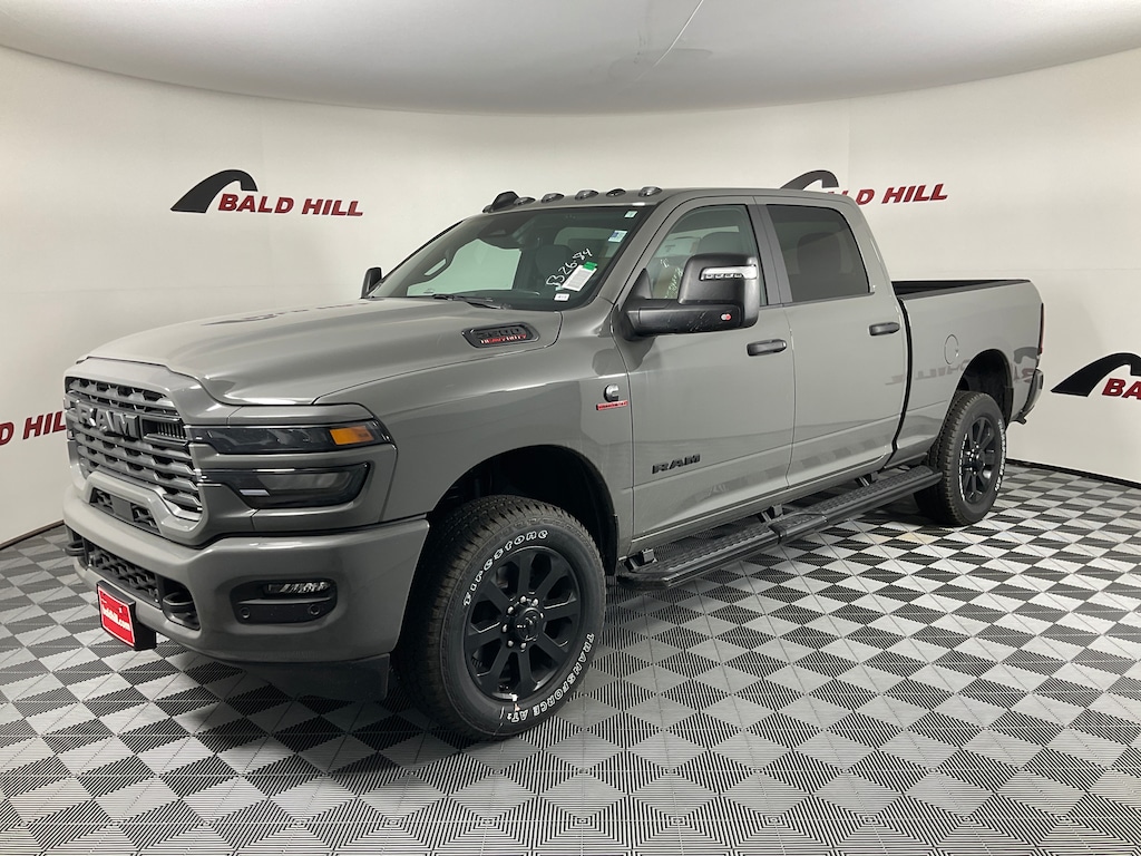 New 2026 Ram 2500 BIG HORN CREW CAB 4X4 6'4 BOX Pickup