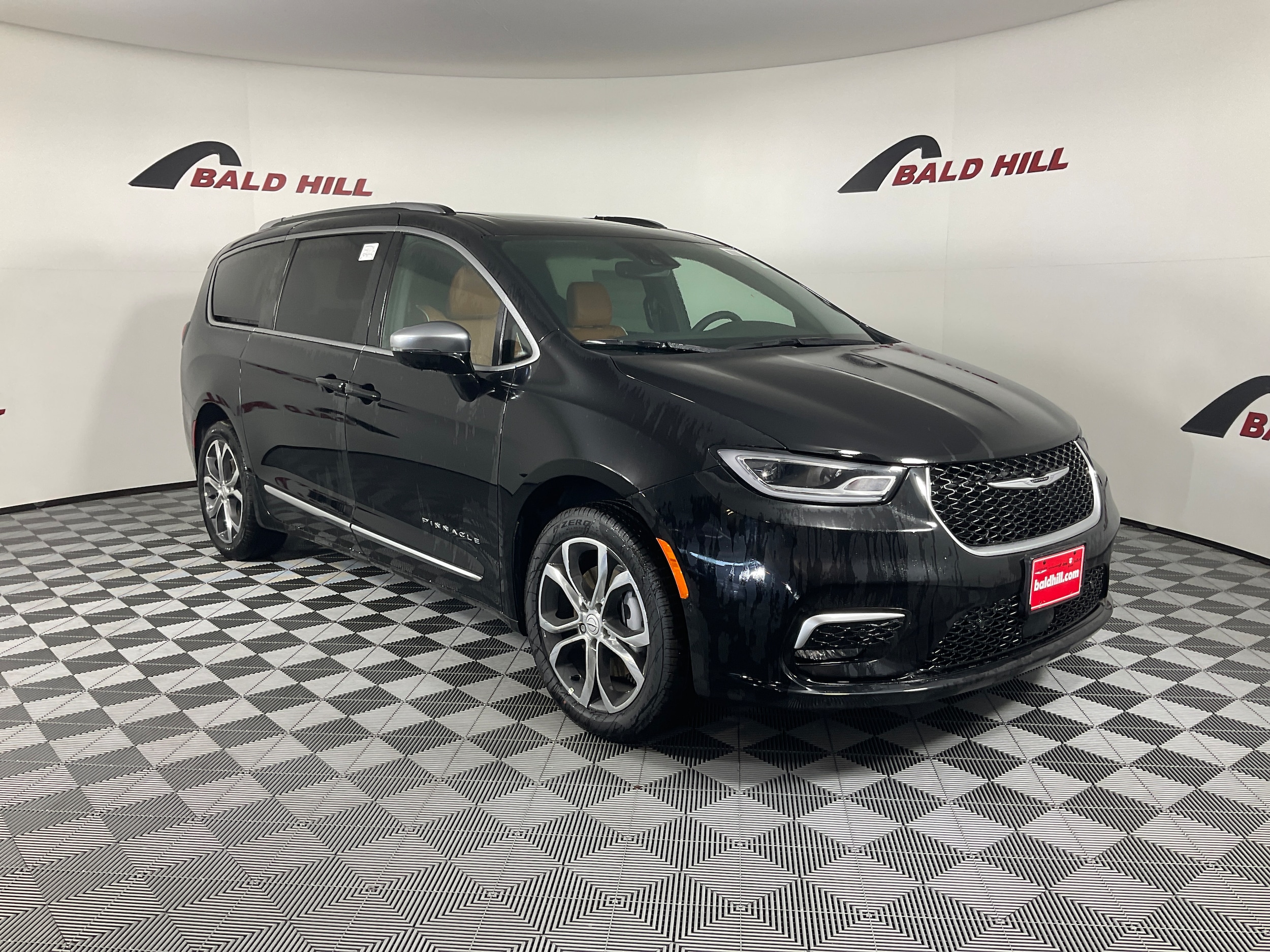 2026 Chrysler Pacifica Pinnacle AWD's photo