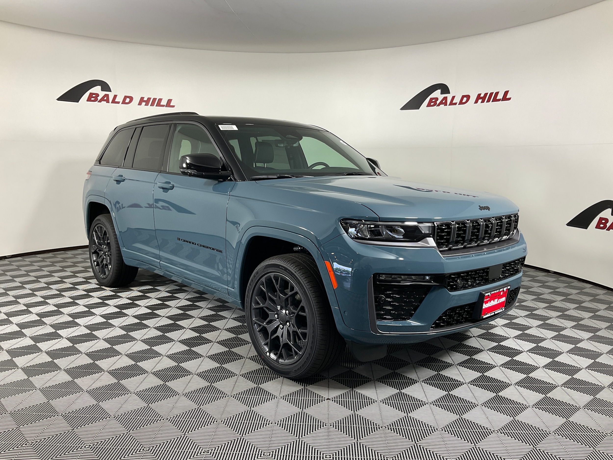 2026 Jeep Grand Cherokee SUMMIT 4X4