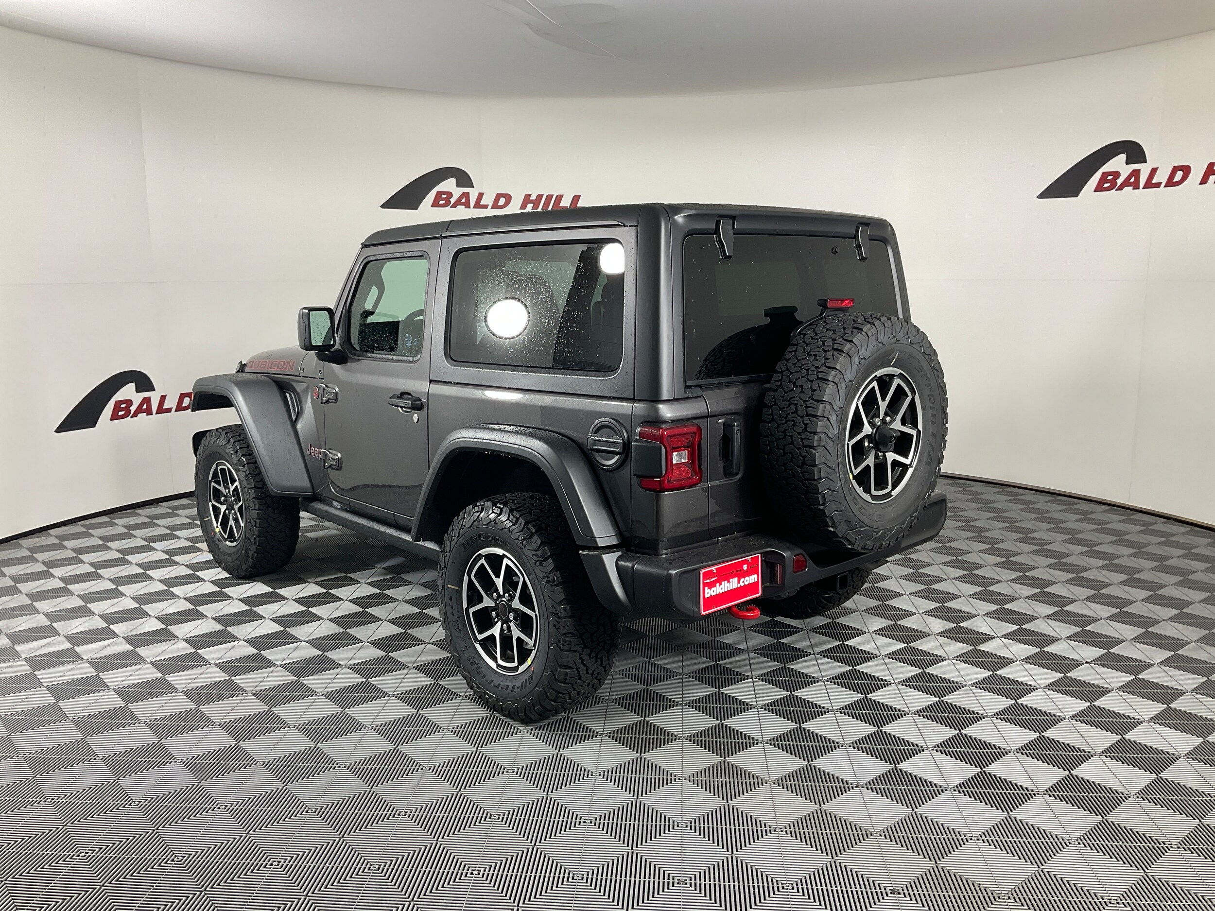 2025 Jeep Wrangler Two-Door Rubicon photo 4