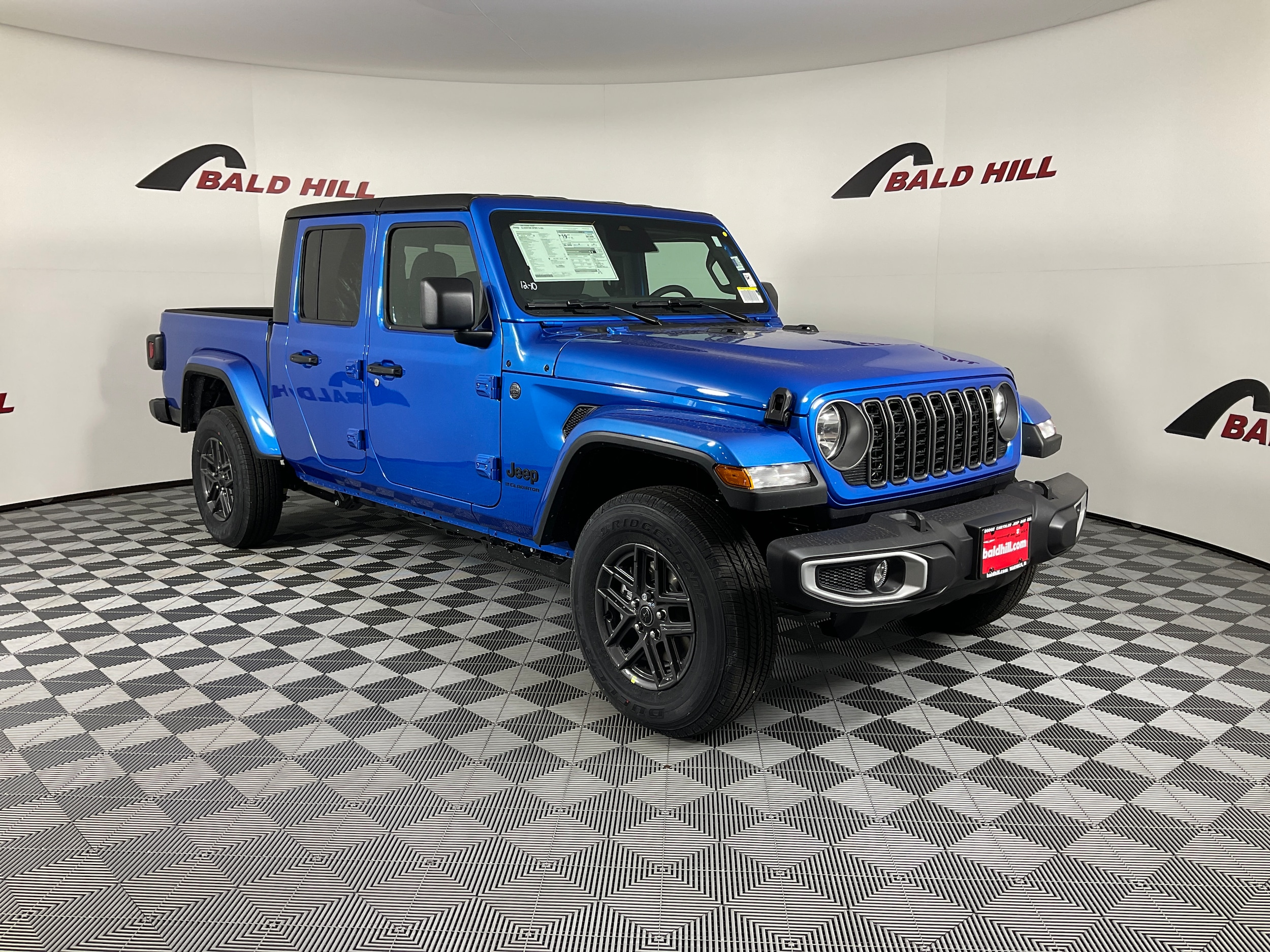 2026 Jeep Gladiator Sport S's photo