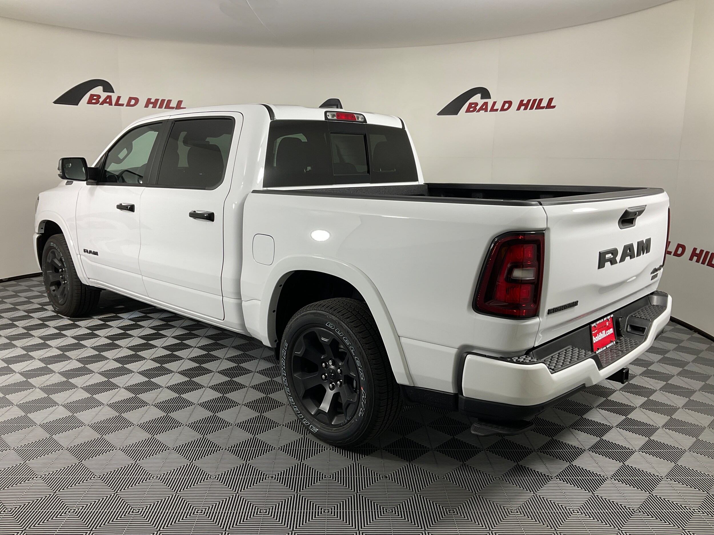 2025 Ram 1500 Big Horn photo 4