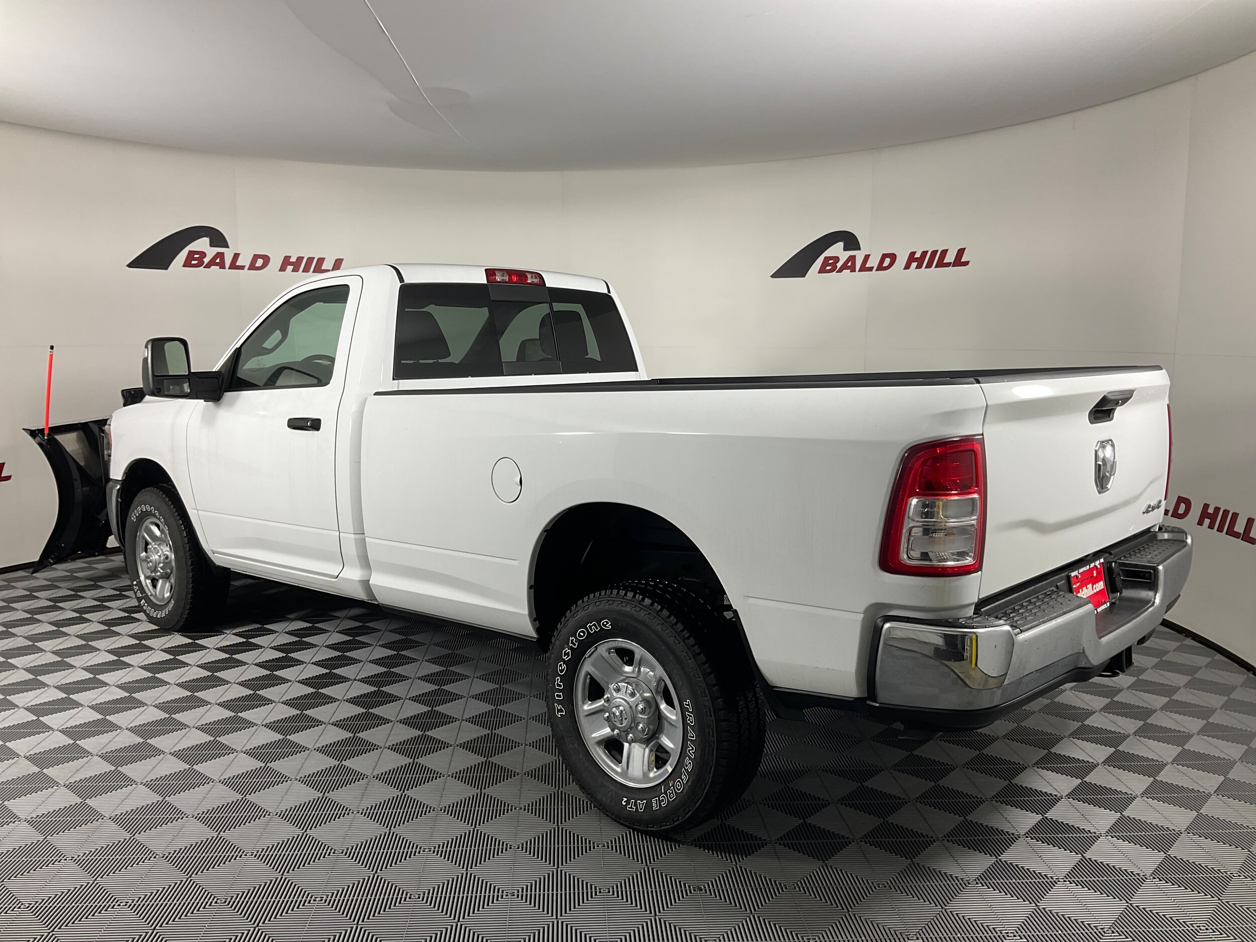2024 Ram 2500 Tradesman photo 3