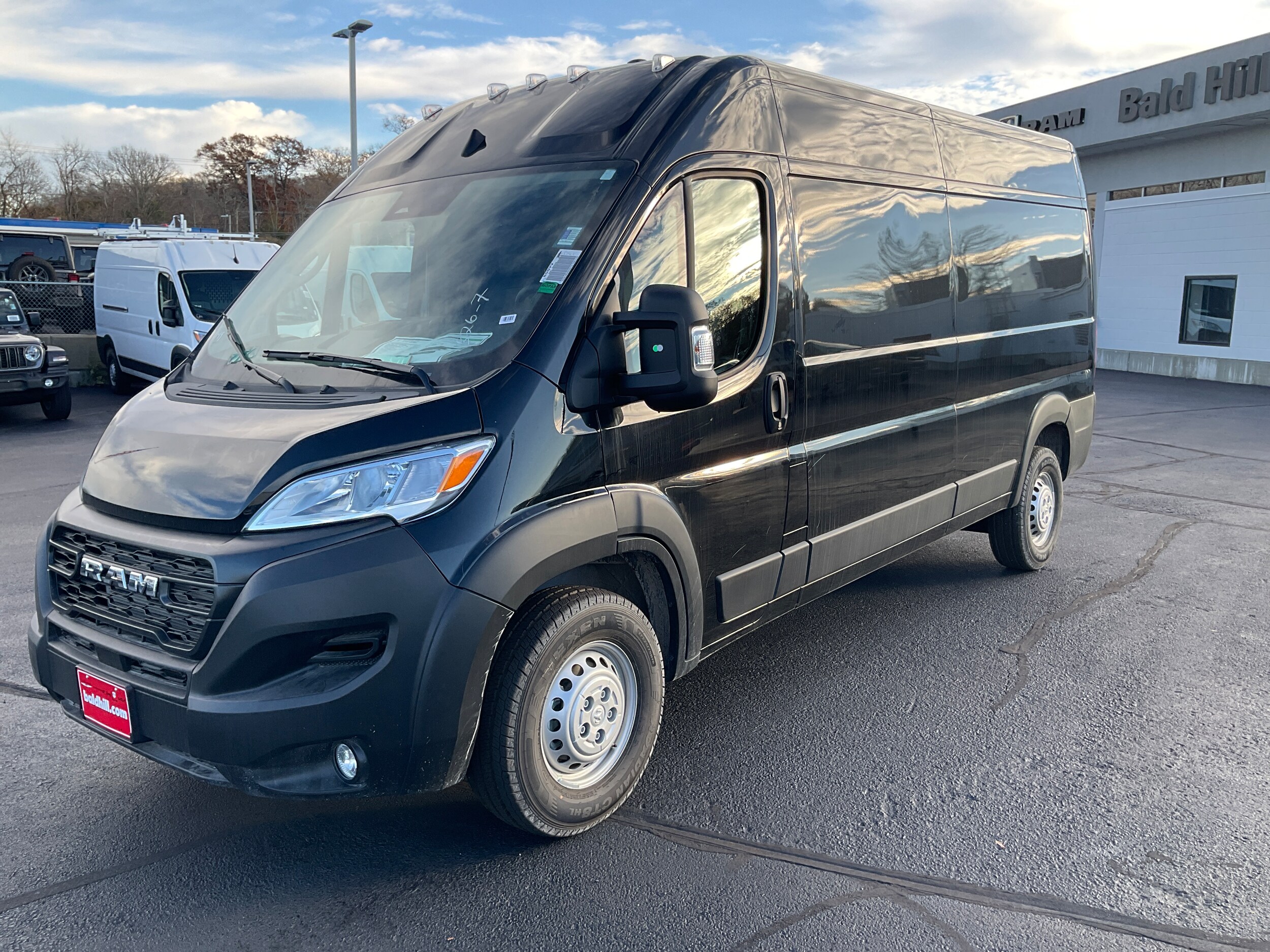 2026 Ram ProMaster 2500 Cargo Van photo 3