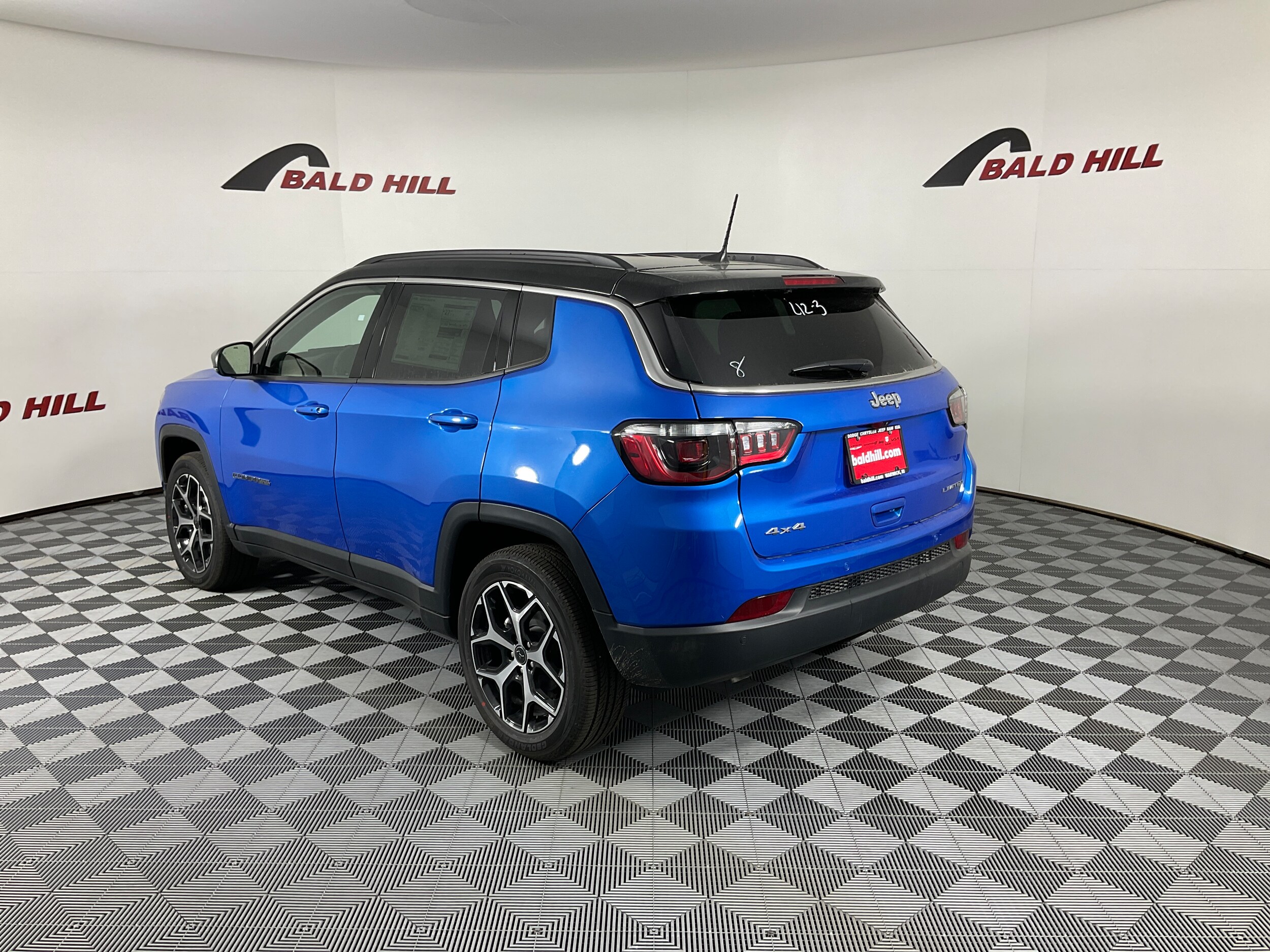 2025 Jeep Compass Limited photo 4
