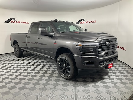 2025 Ram 3500 LARAMIE CREW CAB 4X4 8' BOX Pickup