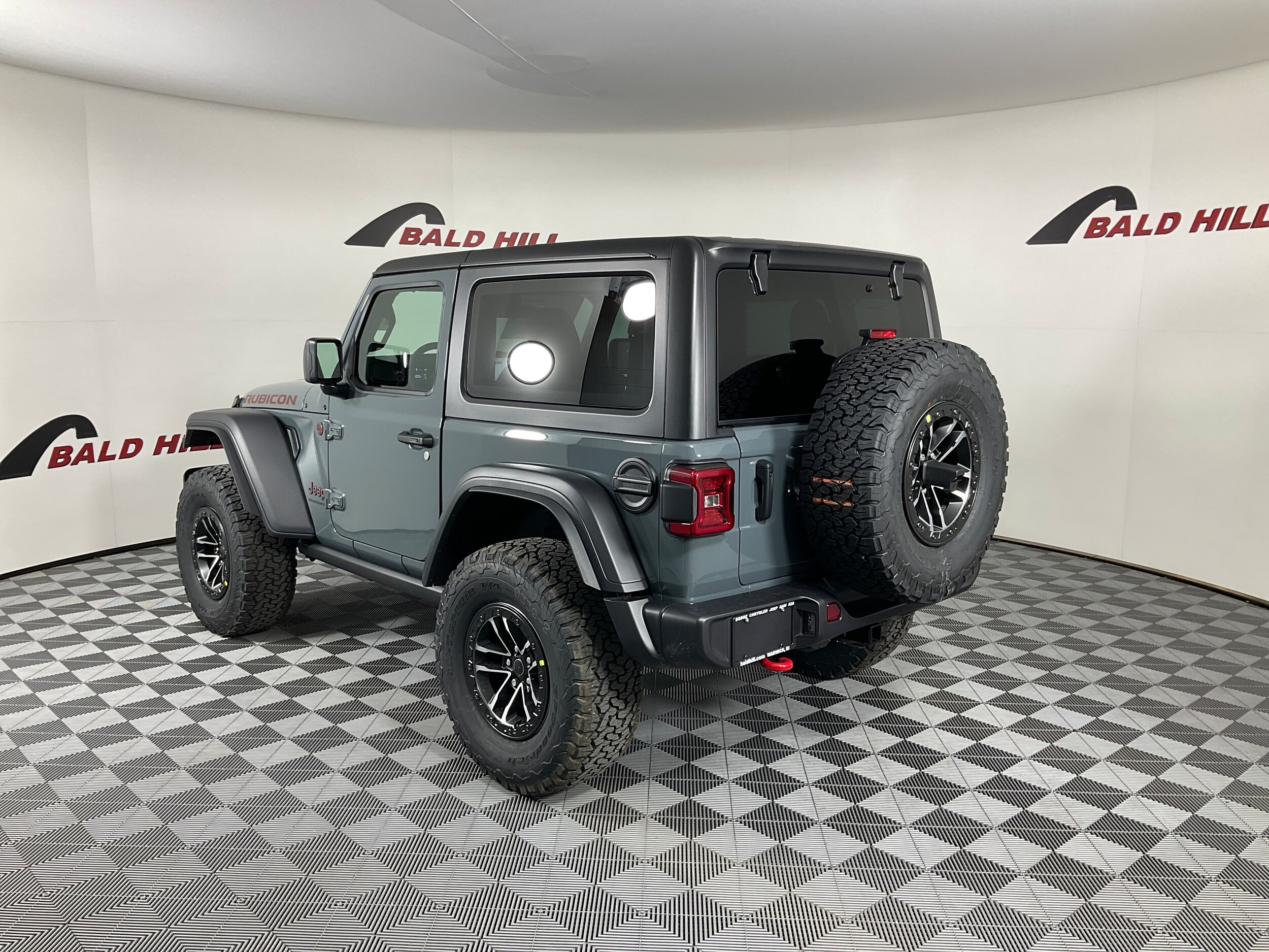 2025 Jeep Wrangler Two-Door Rubicon photo 4