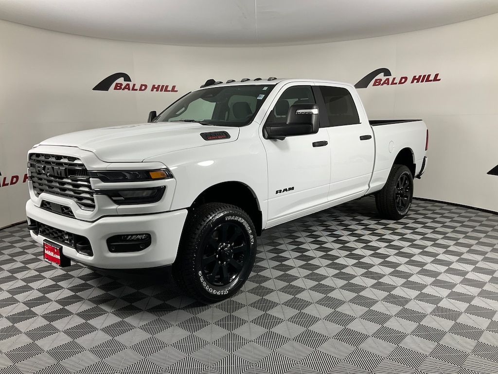 New 2025 Ram 2500 BIG HORN CREW CAB 4X4 6'4 BOX Pickup