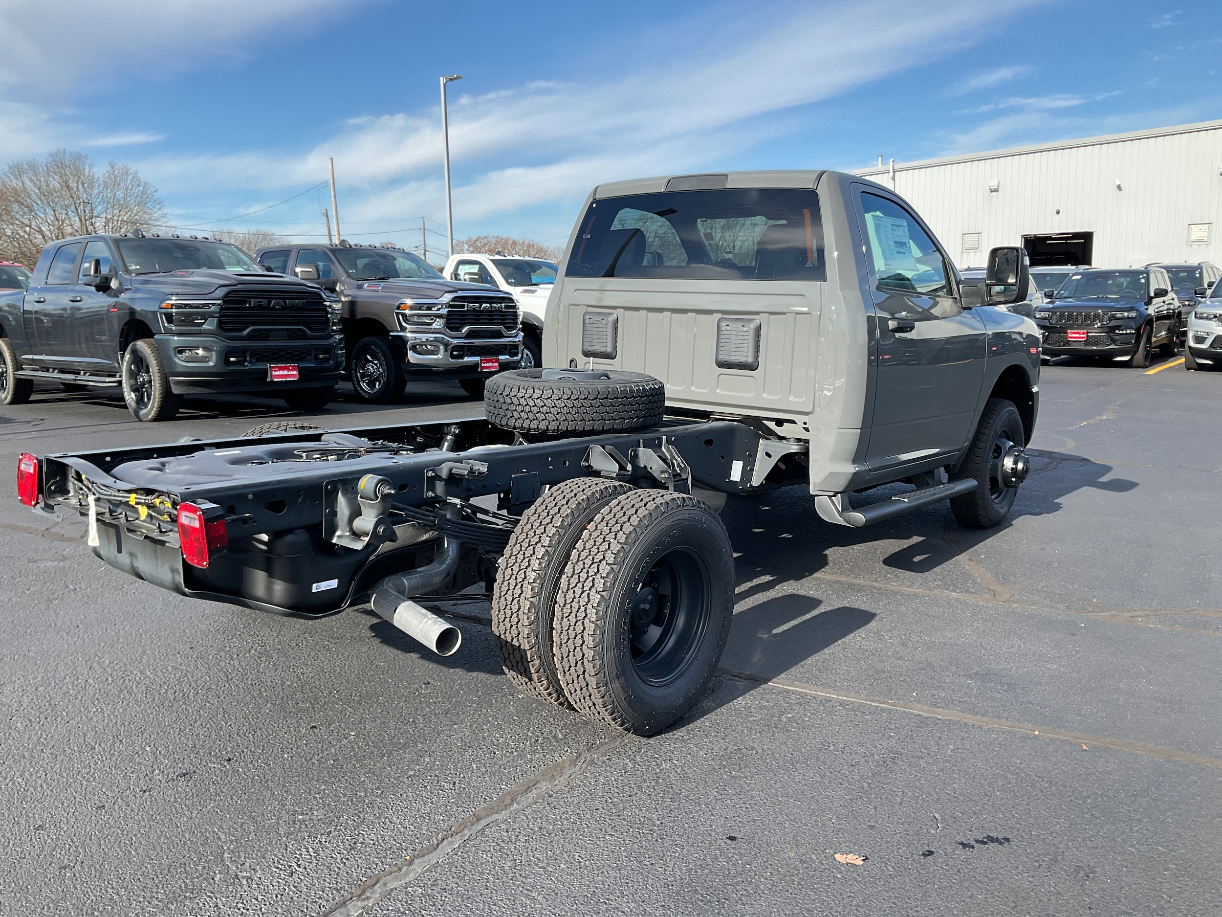 2026 RAM 3500 Chassis Tradesman - Photo 6