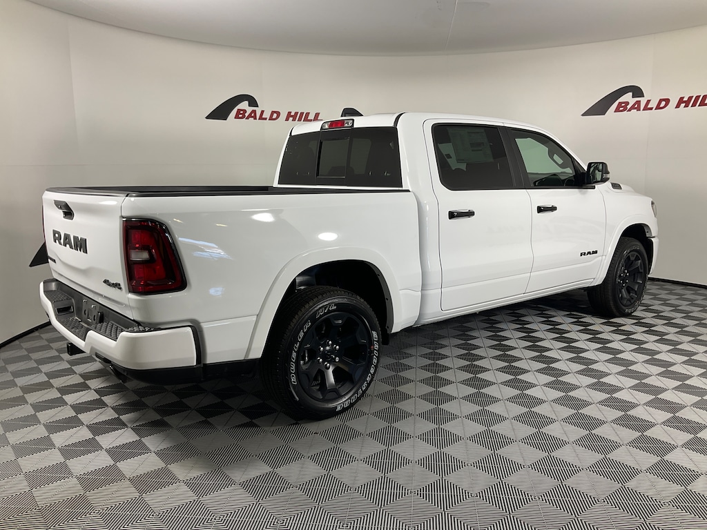 New 2026 Ram 1500 BIG HORN CREW CAB 4X4 5'7 BOX Pickup