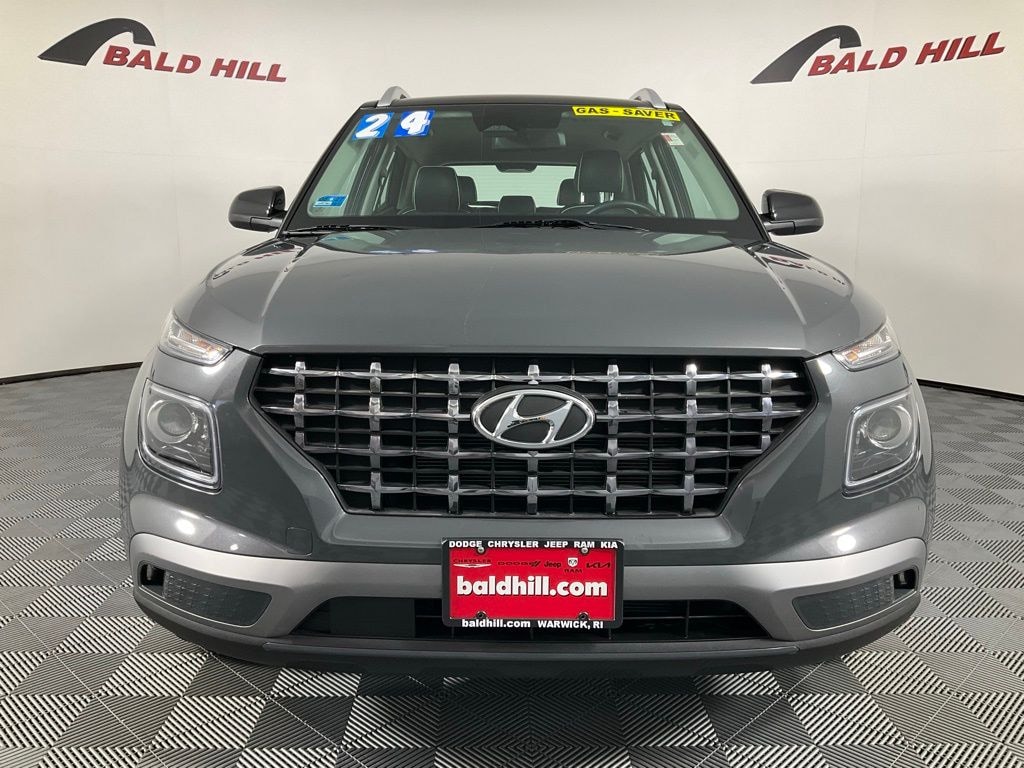Used 2024 Hyundai Venue Limited SUV